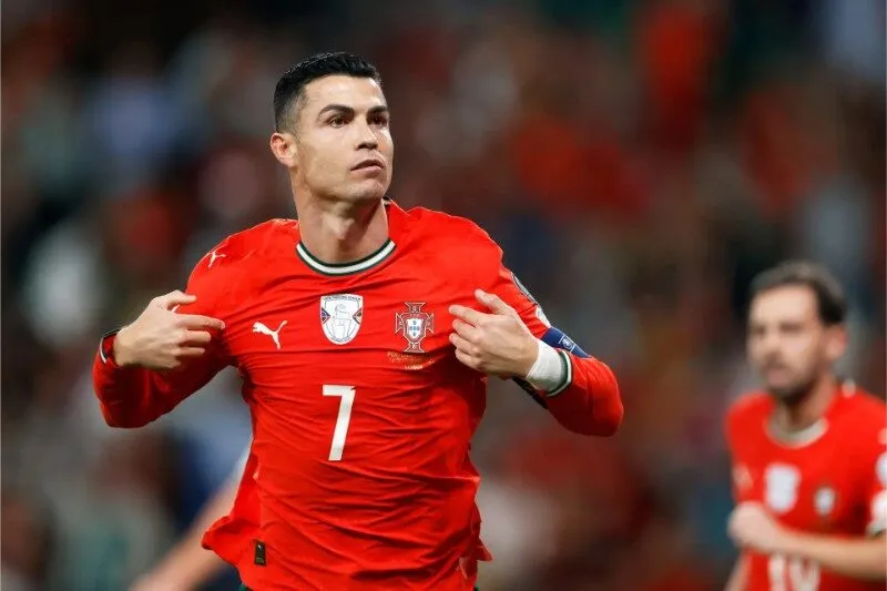 Taylor Twellman gây tranh luận về Cristiano Ronaldo