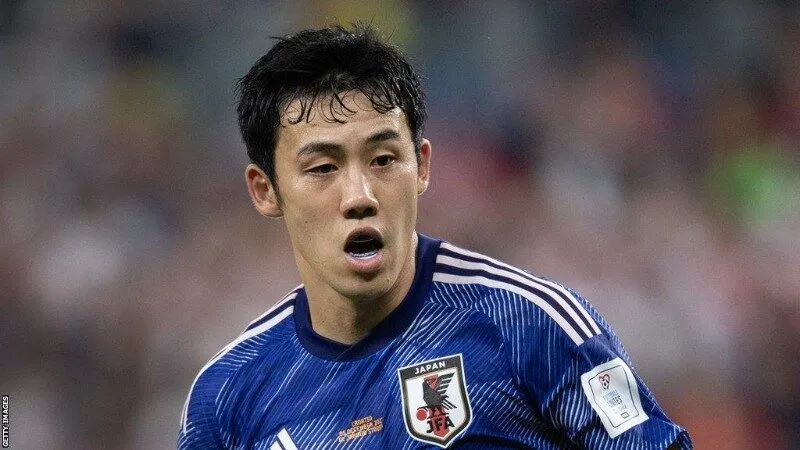 Wataru Endo giữ vai trò thủ lĩnh tuyến giữa