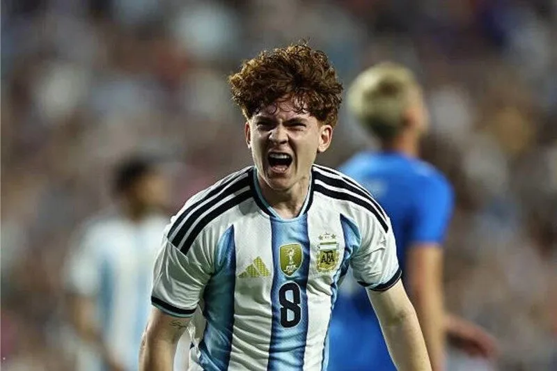 Barco mở tỷ số cho ĐT Argentina