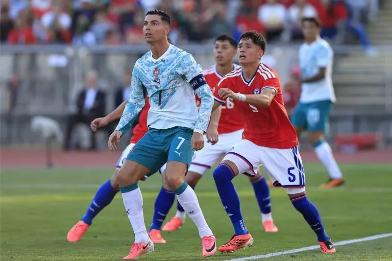 Cristiano Ronaldo dẫn dắt hàng công ĐT Bồ Đào Nha