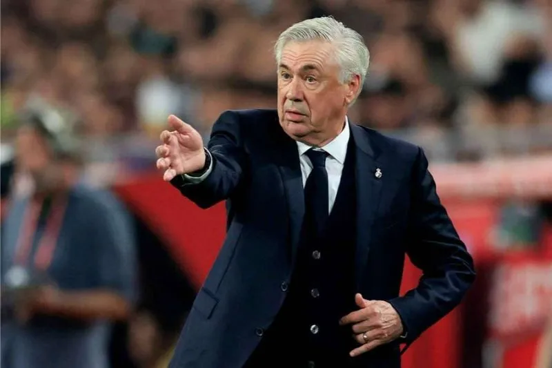 HLV Ancelotti cần cải thiện sự chắc chắn của hàng thủ